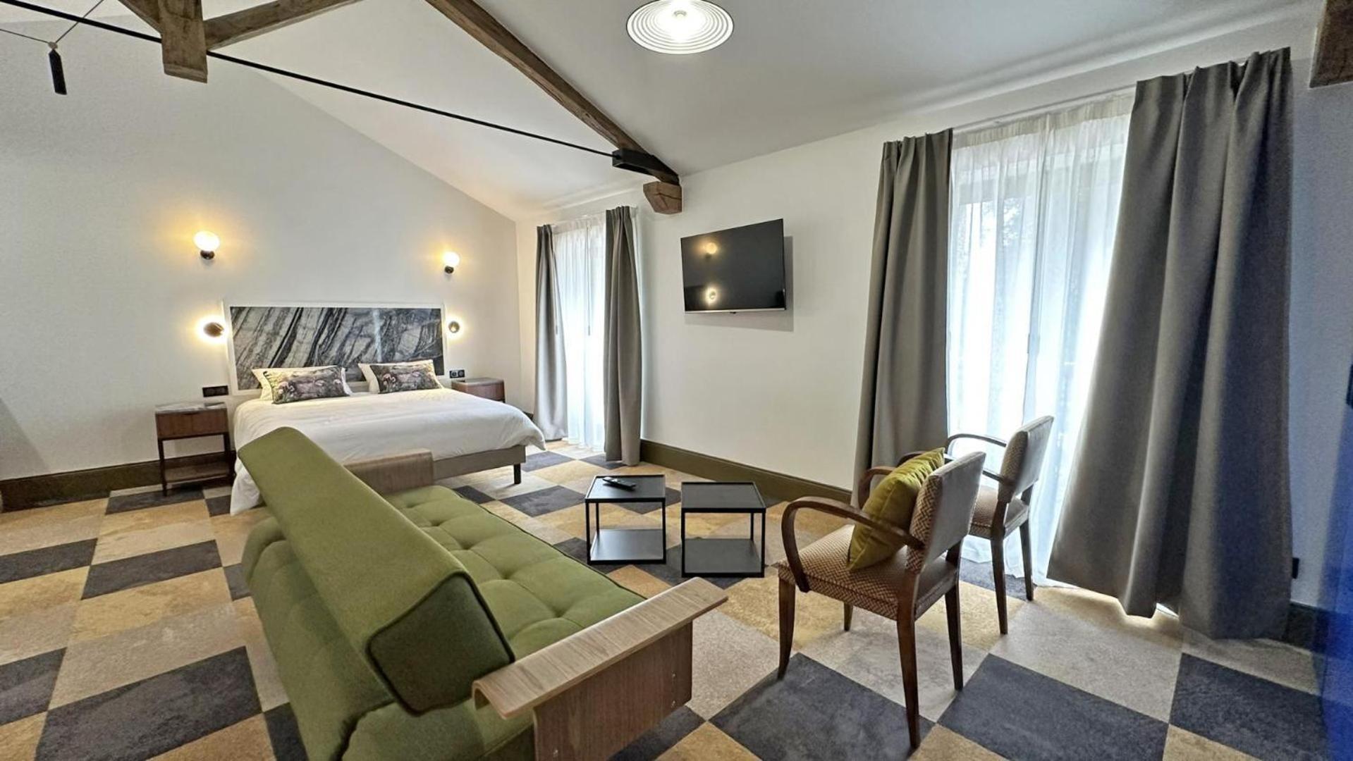 Bed and Breakfast Le Manoir Des Perrieres Rochechouart Exteriér fotografie
